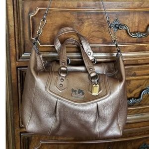 COACH Leather J0971-14316 Leather bronze color Fashion Bag Excellent Condition.
